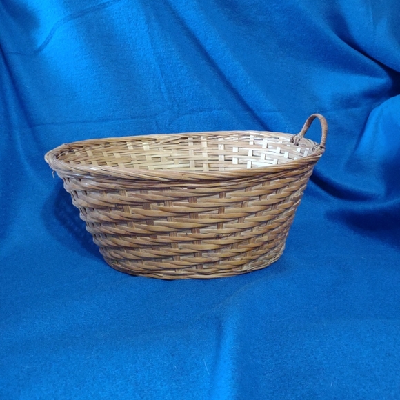 Accents Vintage Beautiful Woven Easter Basket Poshmark